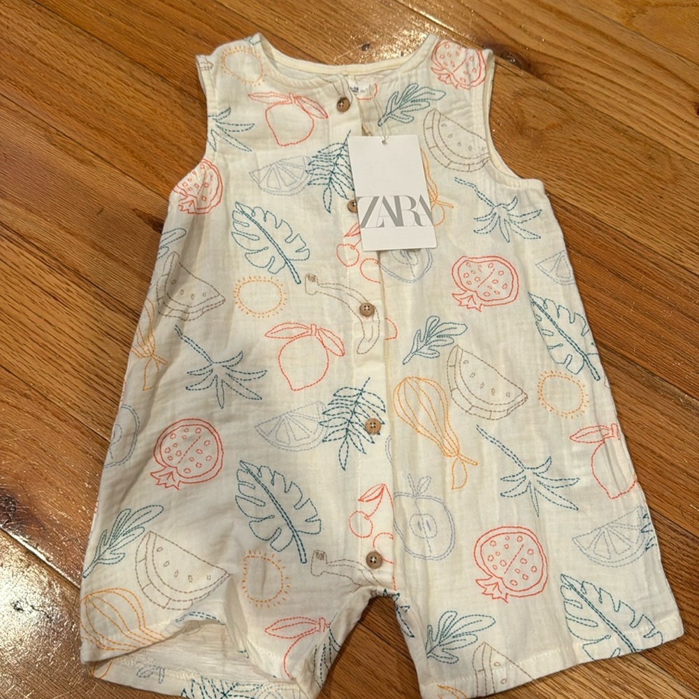 Zara | cream romper | gender neutral | 12-18 months